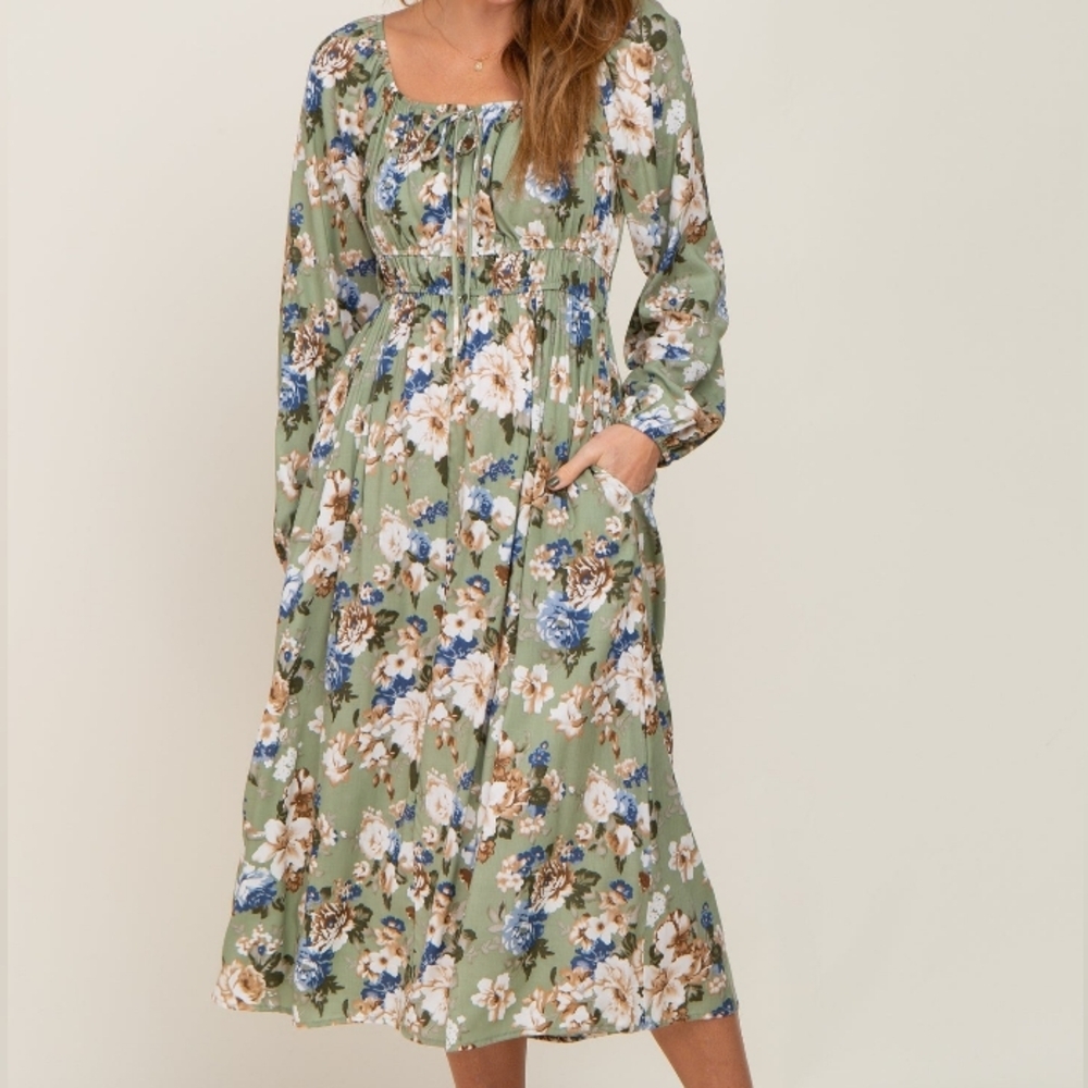 Vanilla Bay Hattie Floral Midi Dress